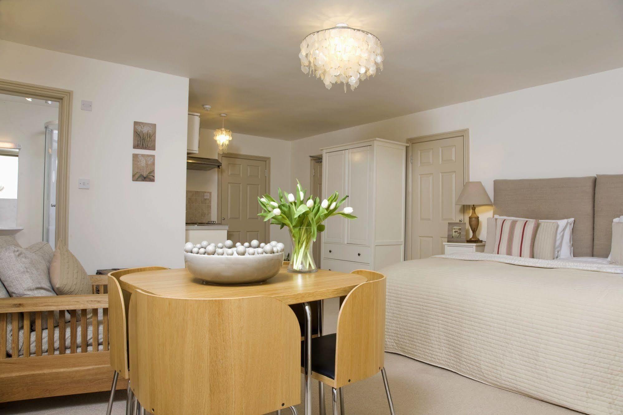 Gasthof The Townhouse At Glenfall Lawn Pittville Circus 4*